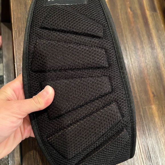 Weight lifting belt - Picture 3 of 4